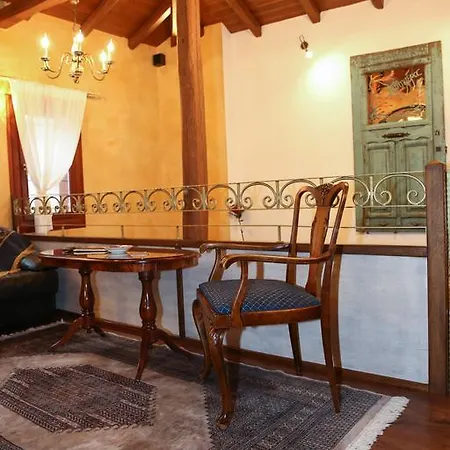 The House By The River Luxury Véria