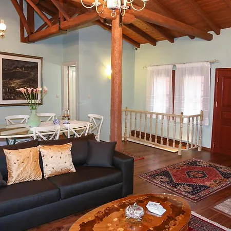 Guest house The House By The River Luxury