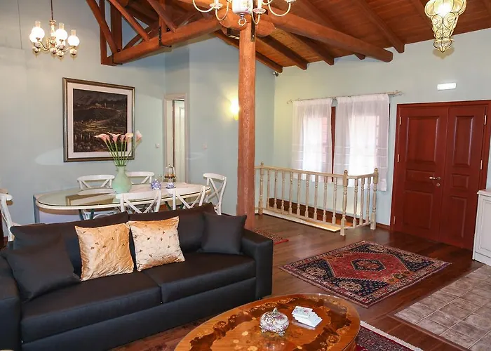 Casa de hóspedes The House By The River Luxury